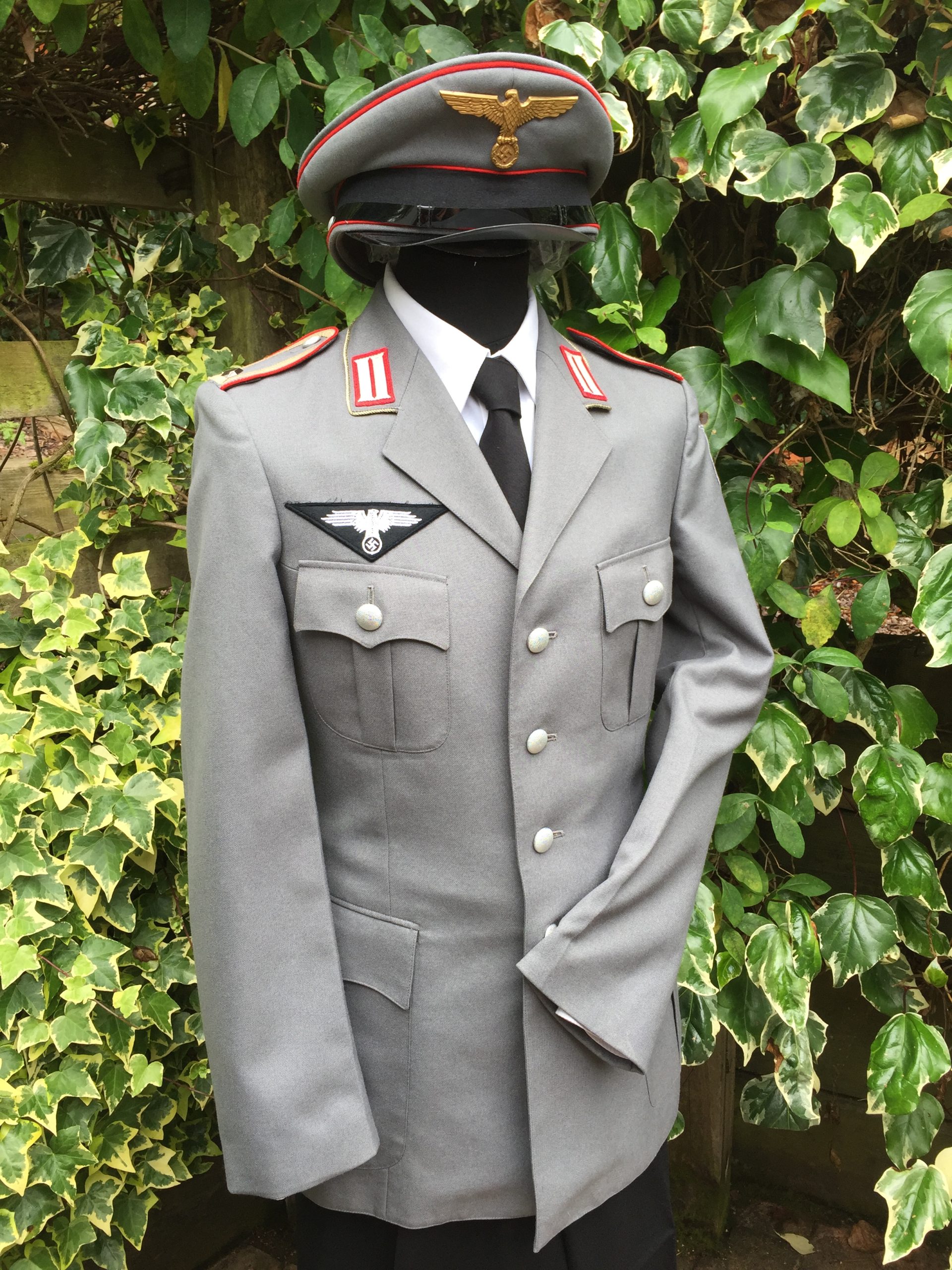 Masquerade Authentic Mens German Officer Uniform To Hire. Military