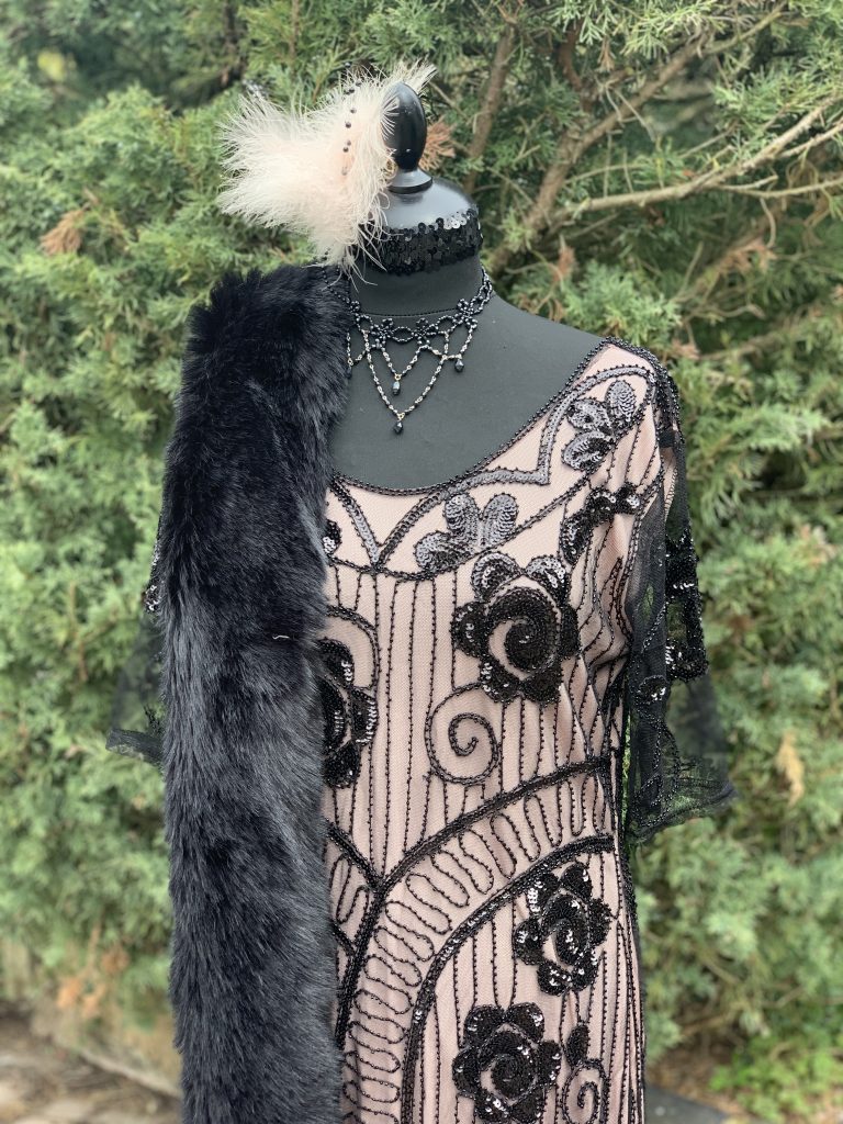 Masquerade 578703E4-B3C1-47C6-B3CE-07B3D8556FF6 - Masquerade